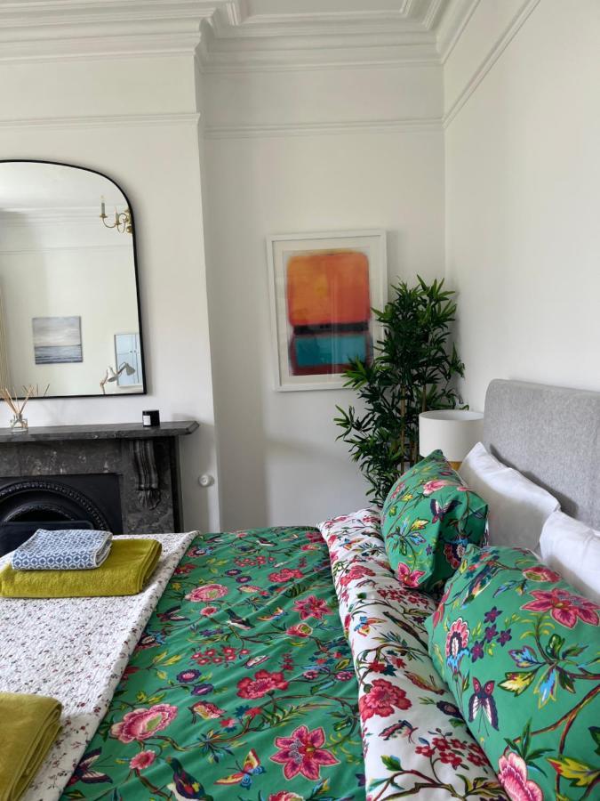 Elegant Bloomsbury Apartment In Tunbridge Wells Eksteriør billede